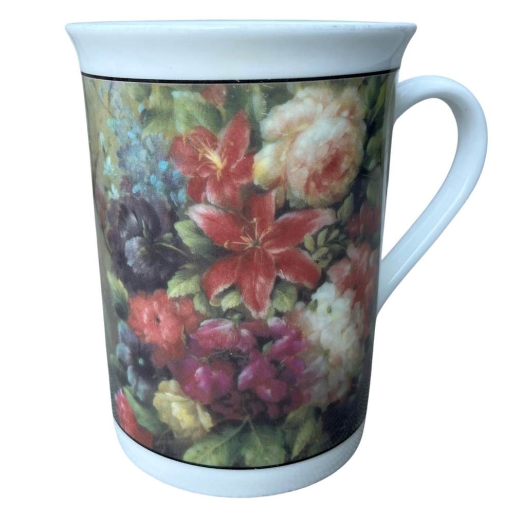 Staffordshire Mug Dunoon Royal Burlington Floral Fine Bone China
